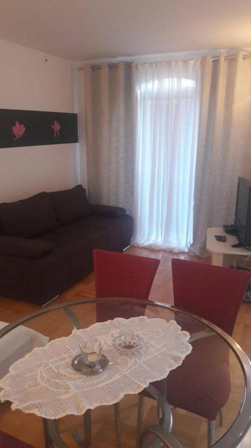 Apartment Jela Selce Exterior photo